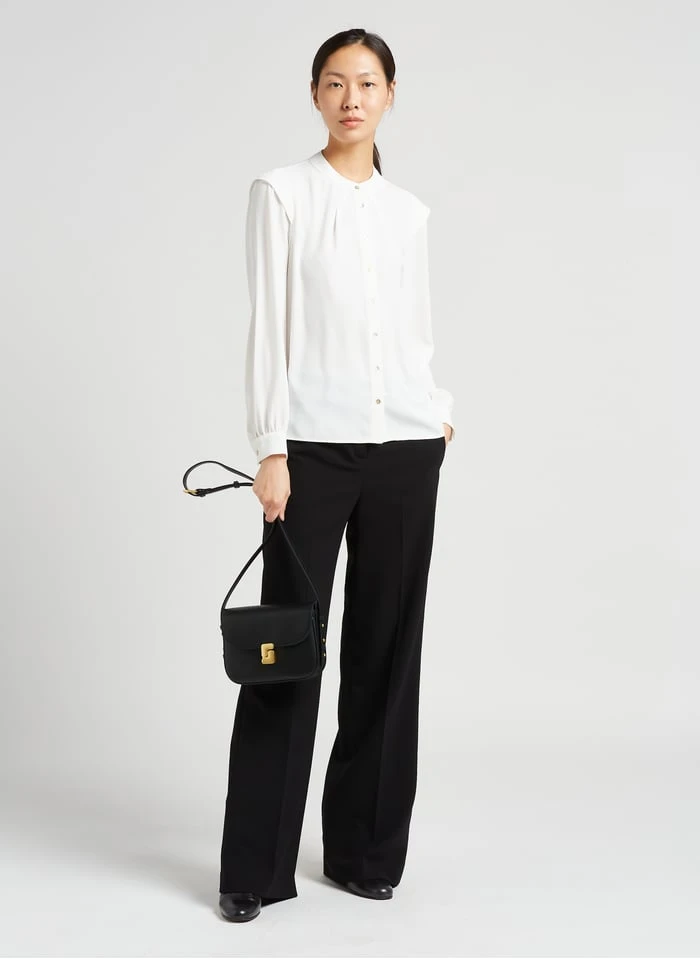 MAISON 123 CLAUDIA - Soepelvallende Blouse Met Ronde Hals | Wit 6 MAISON 123 CLAUDIA - Soepelvallende Blouse Met Ronde Hals | Wit - Afbeelding 4