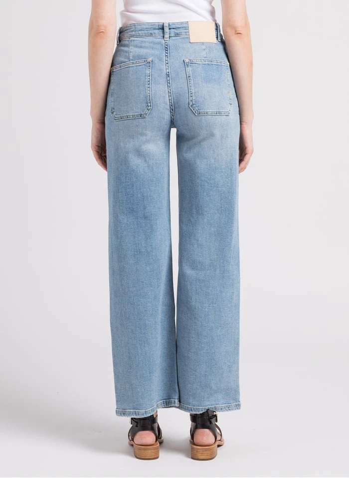 Reiko POM - Wijde Jeans Van Katoenmix Met Uitlopende Pijpen | Jeans Verschoten 4 Reiko POM - Wijde Jeans Van Katoenmix Met Uitlopende Pijpen | Jeans Verschoten - Afbeelding 2