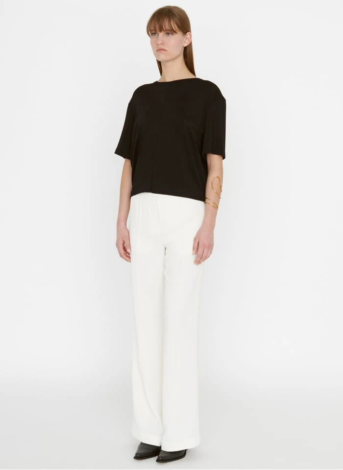 ZAPA TREY - T-shirt Met Ronde Hals En Open Detail Op De Rug | Zwart 6 ZAPA TREY - T-shirt Met Ronde Hals En Open Detail Op De Rug | Zwart - Afbeelding 4