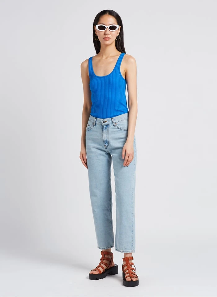 SPARK - Rechte, Katoenen Jeans Met Verwassen Effect | Jeans Verschoten 12 SPARK - Rechte, Katoenen Jeans Met Verwassen Effect | Jeans Verschoten - Afbeelding 10