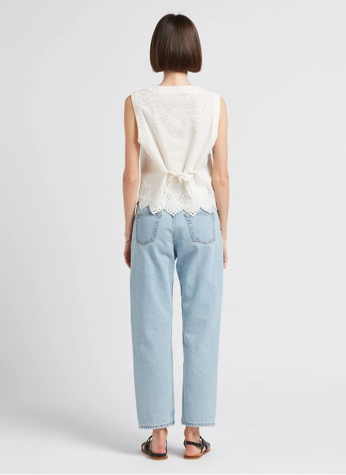 SPARK - Rechte, Katoenen Jeans Met Verwassen Effect | Jeans Verschoten 17 SPARK - Rechte, Katoenen Jeans Met Verwassen Effect | Jeans Verschoten - Afbeelding 15