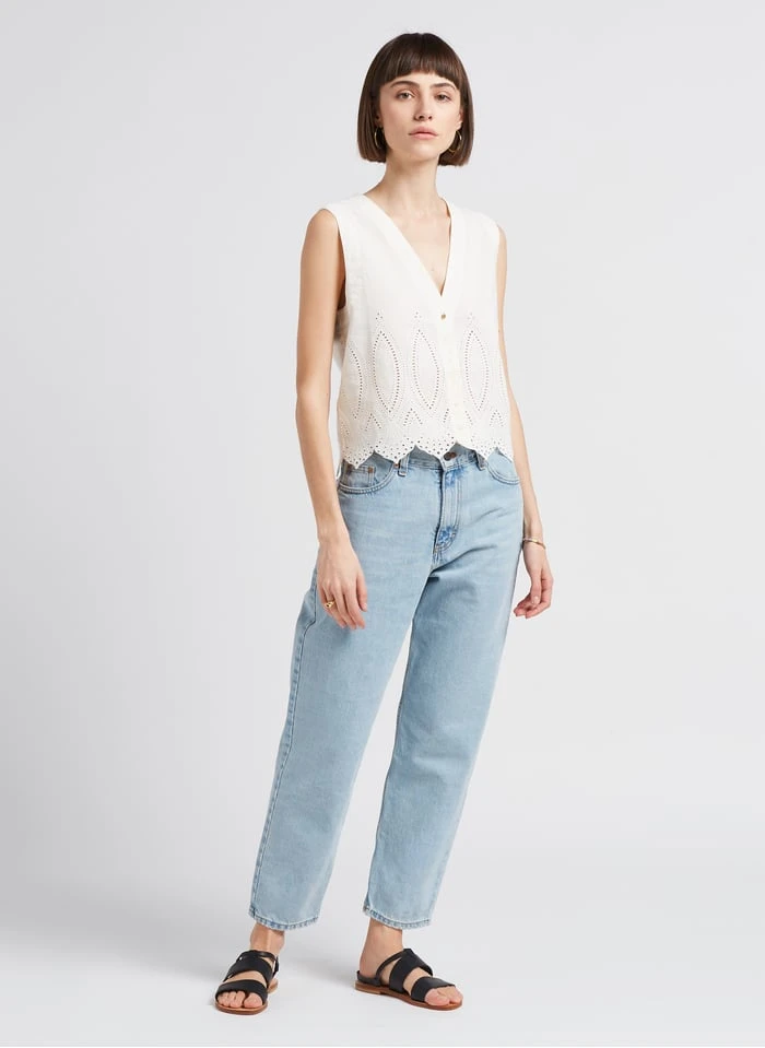 SPARK - Rechte, Katoenen Jeans Met Verwassen Effect | Jeans Verschoten 16 SPARK - Rechte, Katoenen Jeans Met Verwassen Effect | Jeans Verschoten - Afbeelding 14