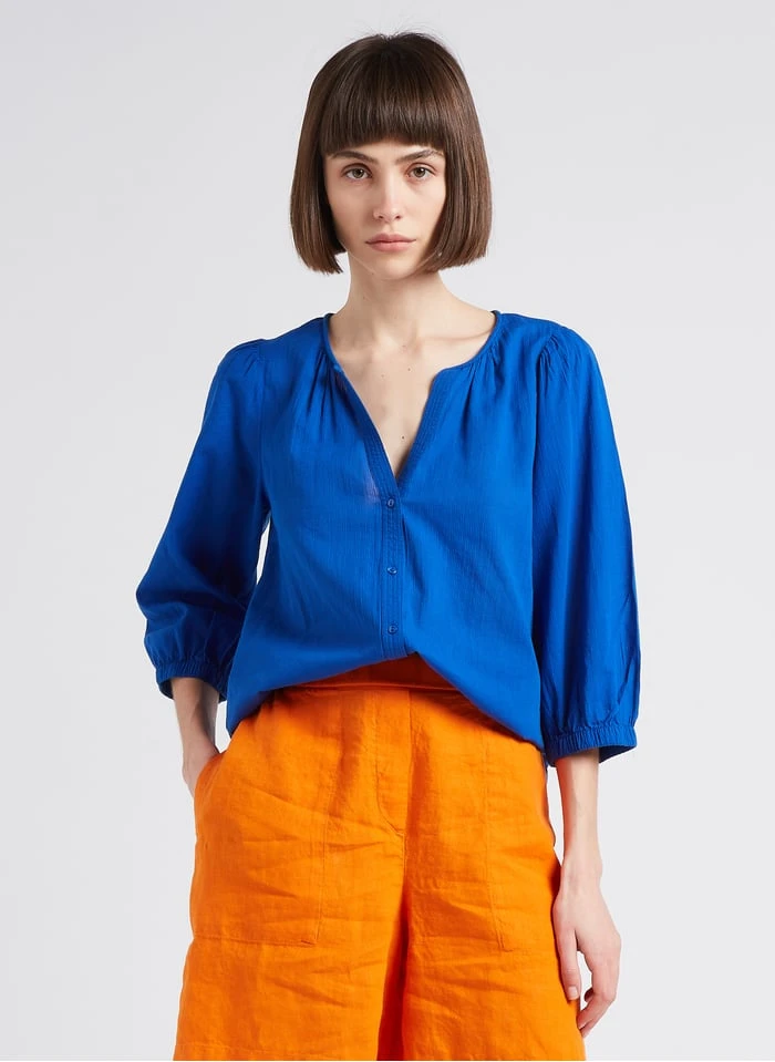 MAISON 123 TITUAN - Katoenen Top Met V-hals | Blauw 3 MAISON 123 TITUAN - Katoenen Top Met V-hals | Blauw