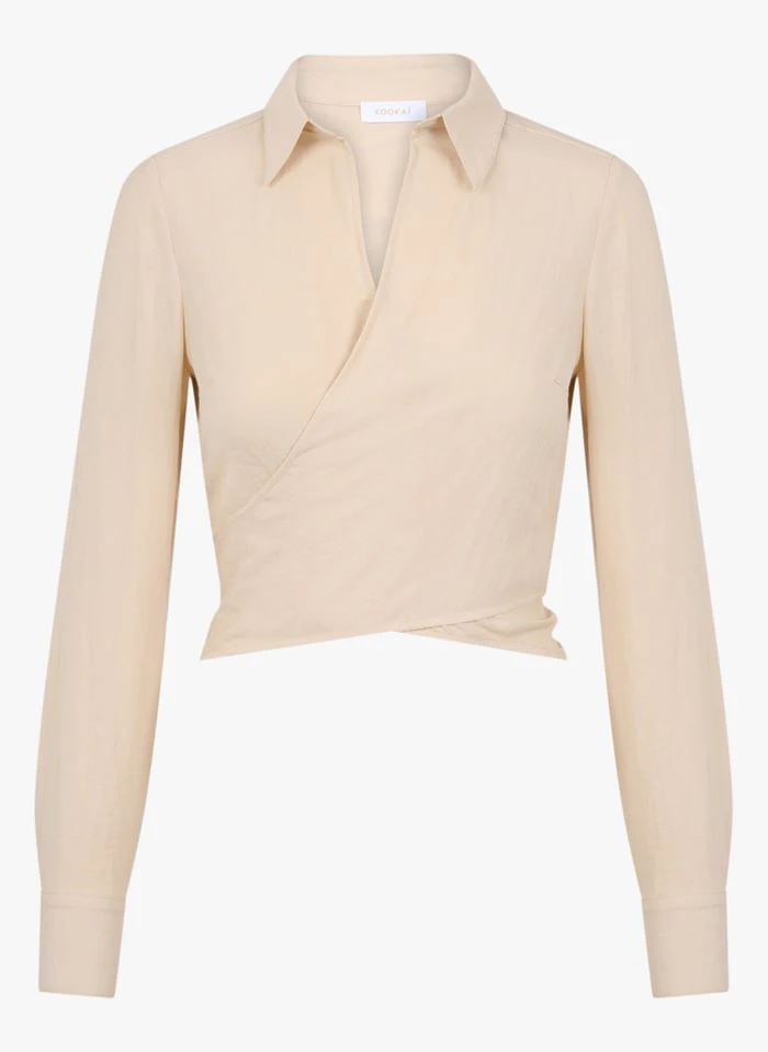 KOOKAI Korte Blouse Met Klassieke Kraag | Beige 4 KOOKAI Korte Blouse Met Klassieke Kraag | Beige - Afbeelding 2
